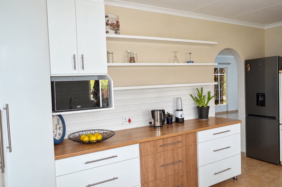 4 Bedroom Property for Sale in Doringkruin North West